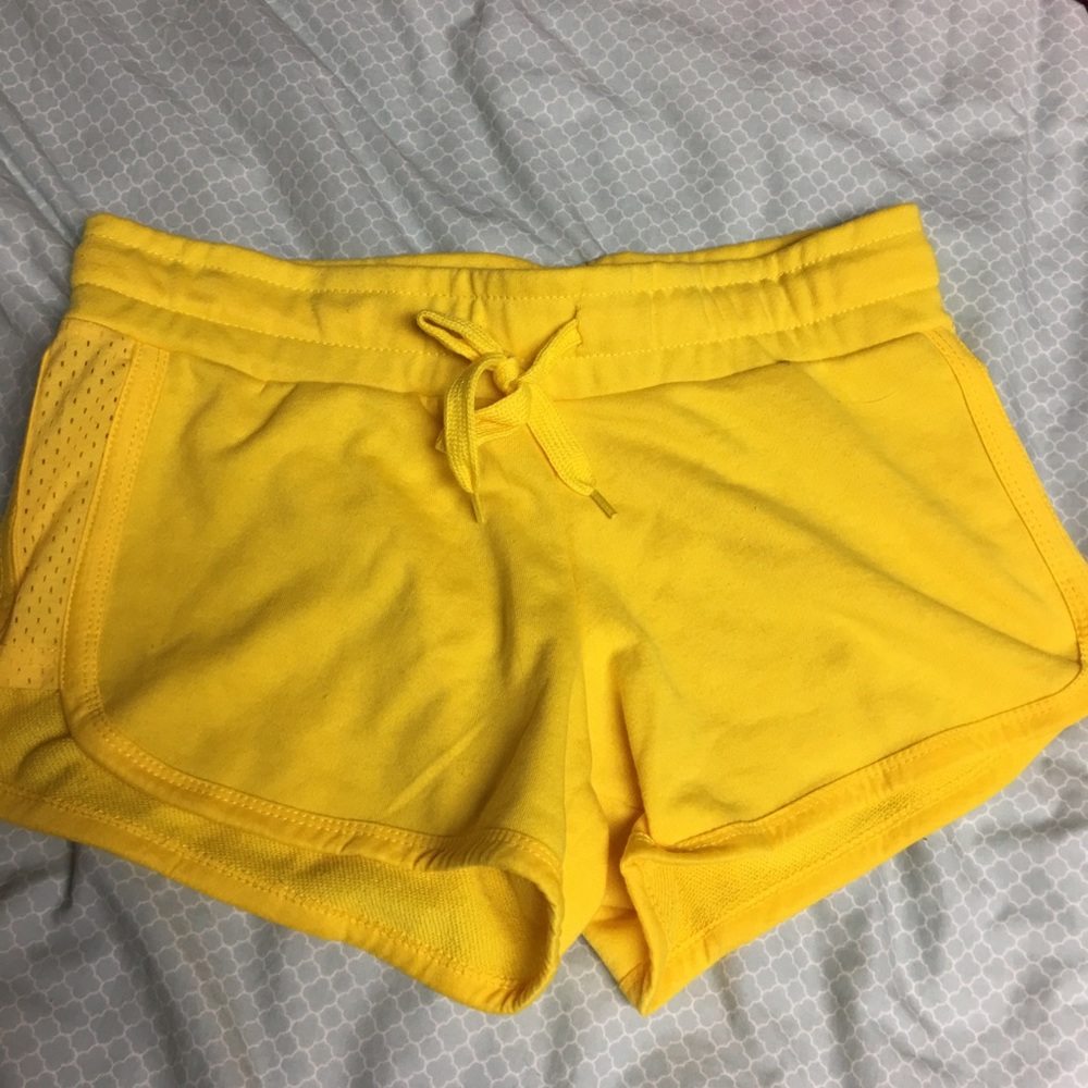yellow shorts